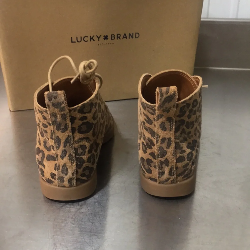 New Lucky Brand Leopard Print Suede Chukka Boots - Tan/Brown
